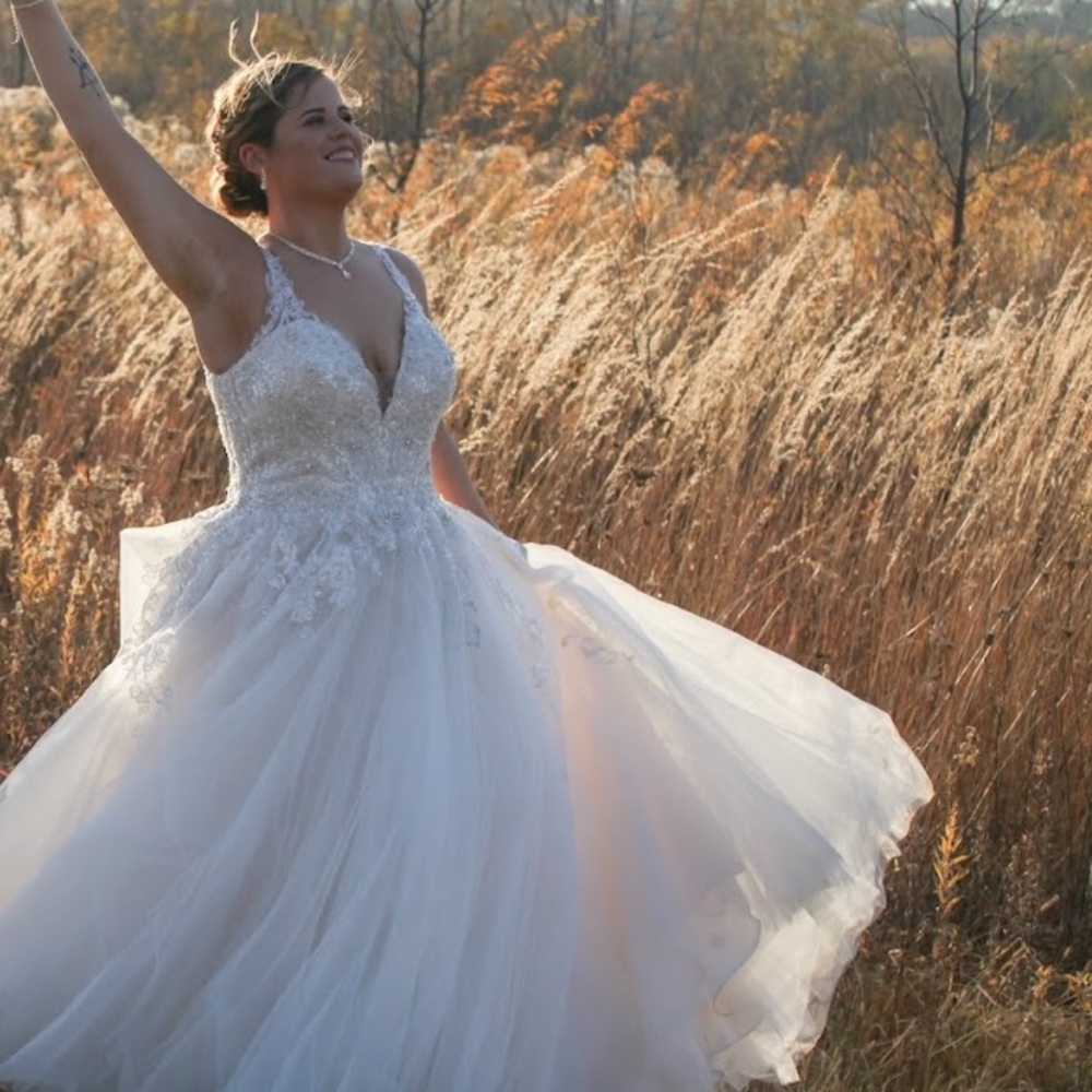 Elegant White Lace Allure Bridal 9775 Wedding Dress